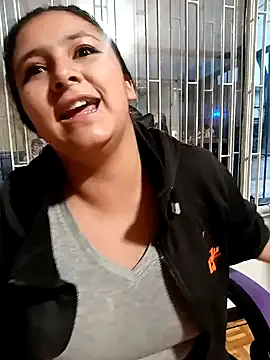 V-Hot-Sweti – webcam model profile photo Image 16