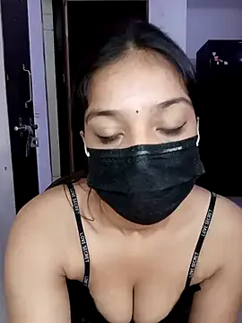 oxo_yuna_oxo – webcam model profile photo Image 13