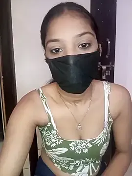 oxo_yuna_oxo – webcam model profile photo Image 6