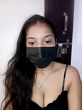 oxo_yuna_oxo – webcam model profile photo Image 7