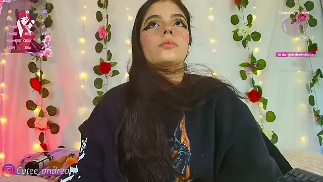 oxo_yuna_oxo – webcam model profile photo Image 2