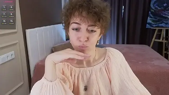 oxo_yuna_oxo – webcam model profile photo Image 3