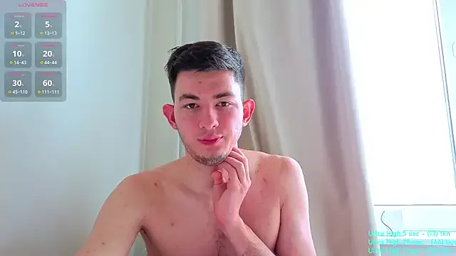 roouse – webcam model profile photo Image 9