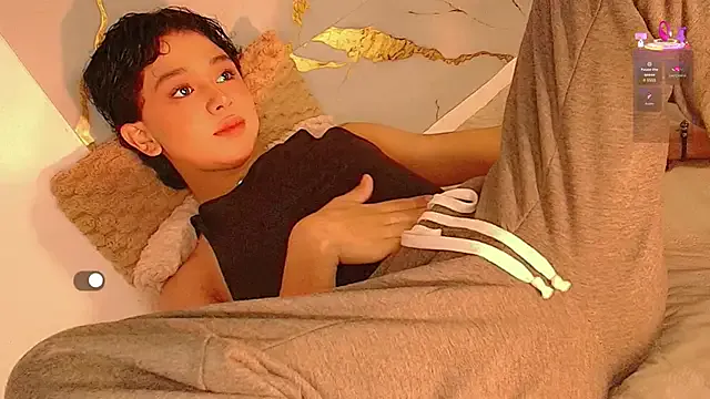 koreanboy2341 – webcam model profile photo Image 8