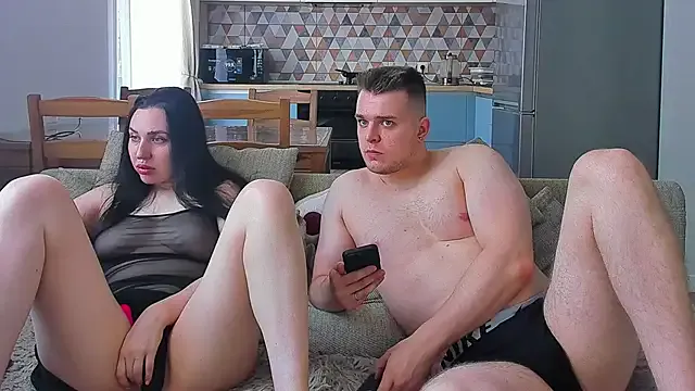 oxo_yuna_oxo – webcam model profile photo Image 3