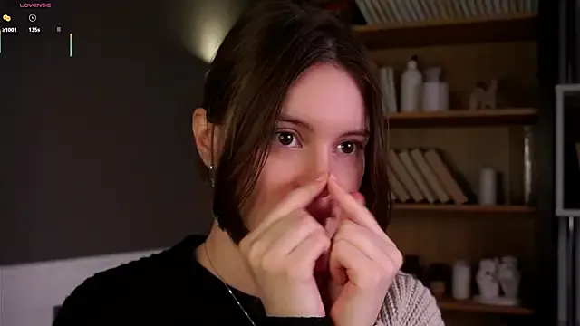 oxo_yuna_oxo – webcam model profile photo Image 16