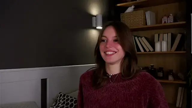 oxo_yuna_oxo – webcam model profile photo Image 4