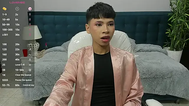 ViviVIsion – webcam model profile photo Image 16