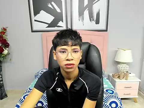 ViviVIsion – webcam model profile photo Image 2