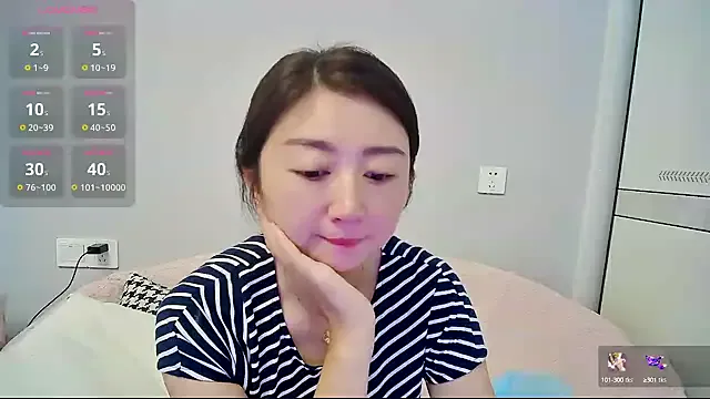 oxo_yuna_oxo – webcam model profile photo Image 4