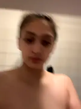 ViviVIsion – webcam model profile photo Image 4