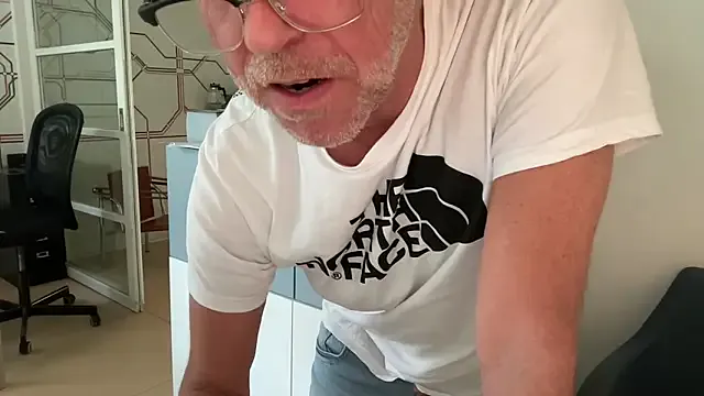 ManaMi-maru – webcam model profile photo Image 9