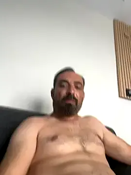 Yui-Ch – webcam model profile photo Image 10