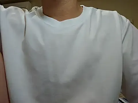 PumaShyXD – webcam model profile photo Image 3