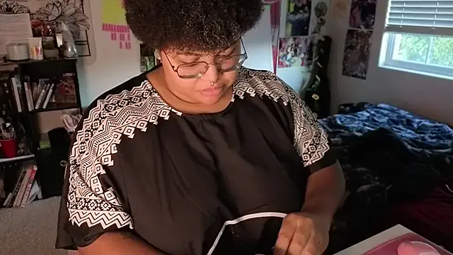 ManaMi-maru – webcam model profile photo Image 17