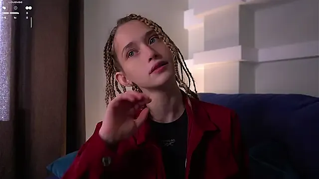 oxo_yuna_oxo – webcam model profile photo Image 17