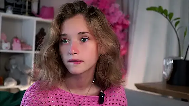 oxo_yuna_oxo – webcam model profile photo Image 4