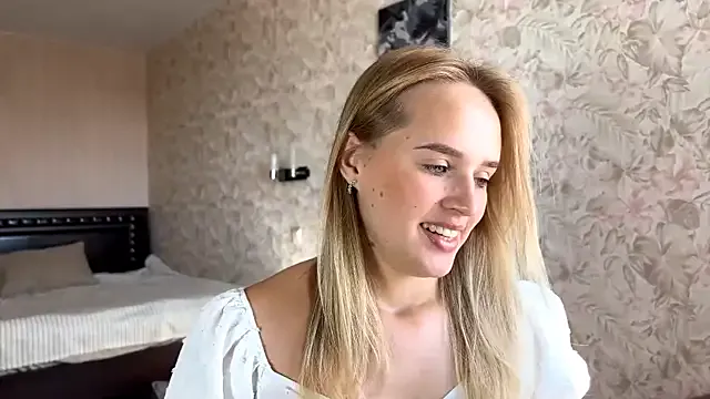 oxo_yuna_oxo – webcam model profile photo Image 9