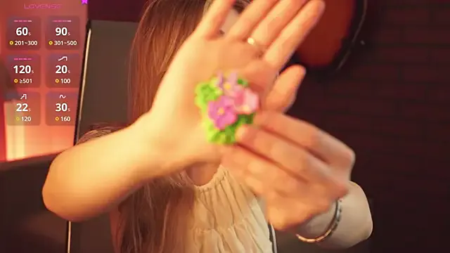 EllieCutes – webcam model profile photo