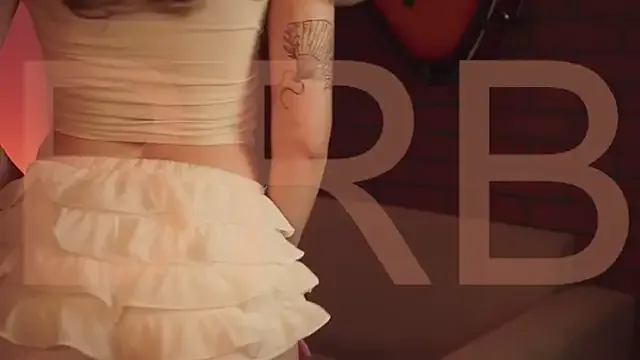 oxo_yuna_oxo – webcam model profile photo Image 13