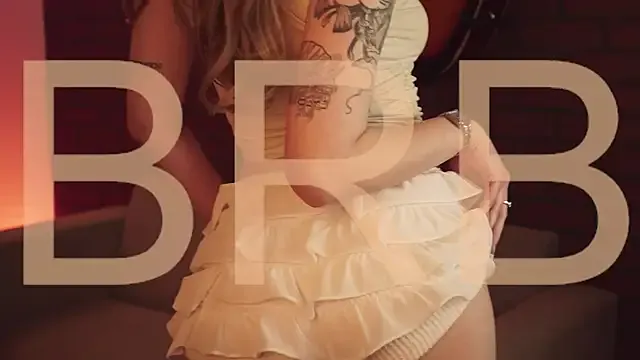 oxo_yuna_oxo – webcam model profile photo Image 9