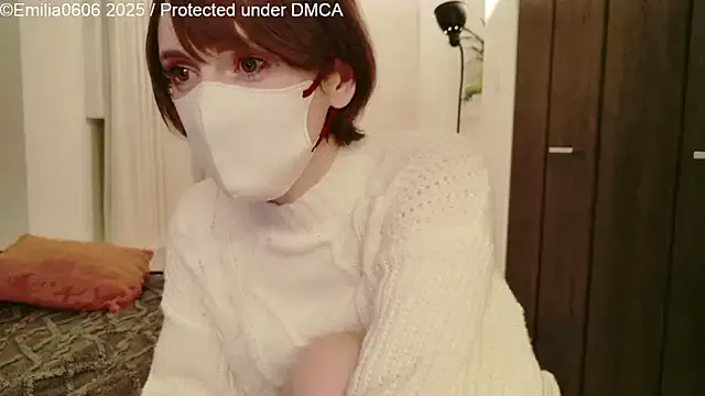 roouse – webcam model profile photo Image 9