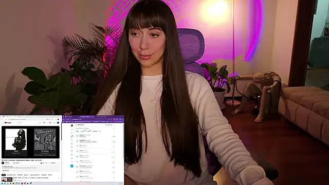 Simone_Miller – webcam model profile photo Image 3