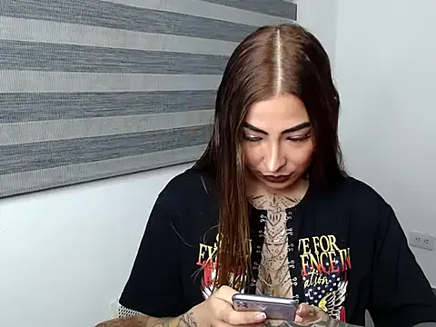 oxo_yuna_oxo – webcam model profile photo Image 7