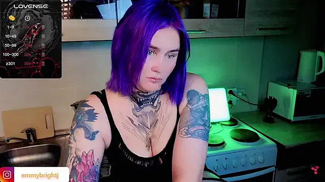 oxo_yuna_oxo – webcam model profile photo Image 2