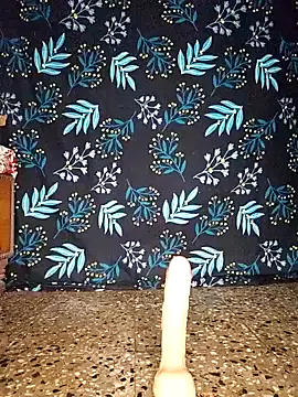 Mia--meow – webcam model profile photo Image 11