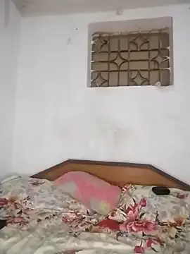 Mia--meow – webcam model profile photo Image 4