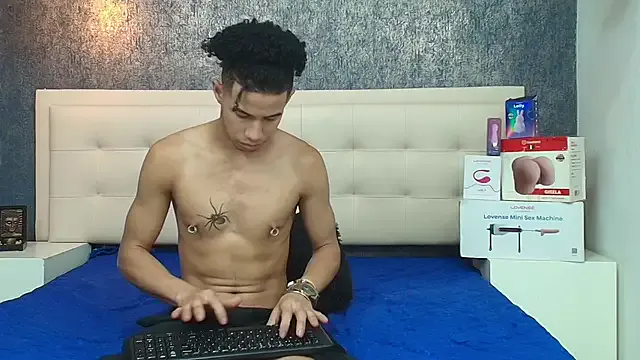 oxo_yuna_oxo – webcam model profile photo Image 7