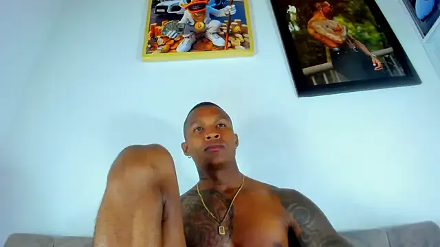 Benson18y – webcam model profile photo Image 8