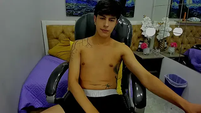 oxo_yuna_oxo – webcam model profile photo Image 16