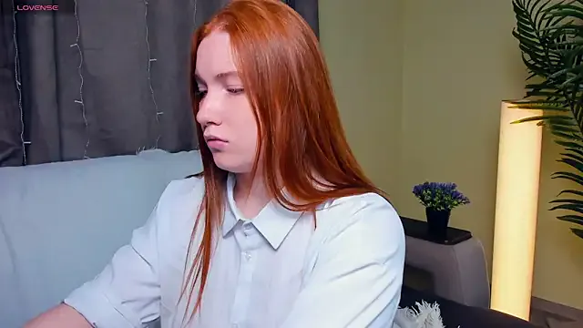 Yui-Ch – webcam model profile photo Image 6