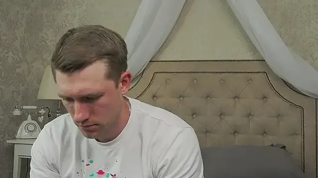 oxo_yuna_oxo – webcam model profile photo Image 8