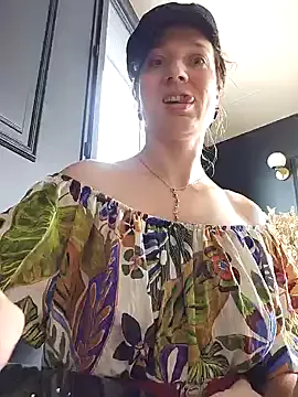 oxo_yuna_oxo – webcam model profile photo Image 12