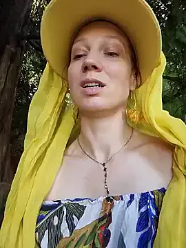 oxo_yuna_oxo – webcam model profile photo Image 16