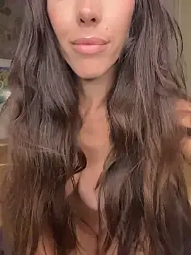 Cute-Simmi69 – webcam model profile photo Image 4