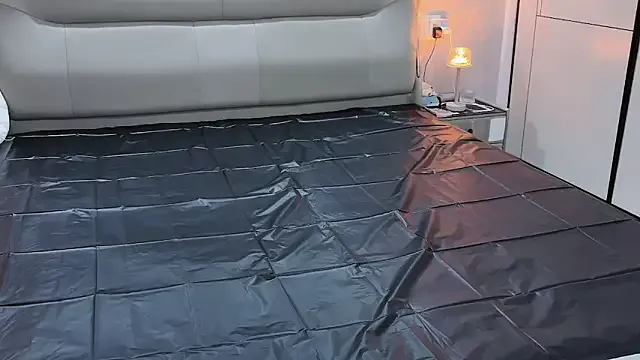 oxo_yuna_oxo – webcam model profile photo Image 17