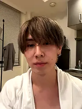 roouse – webcam model profile photo Image 7