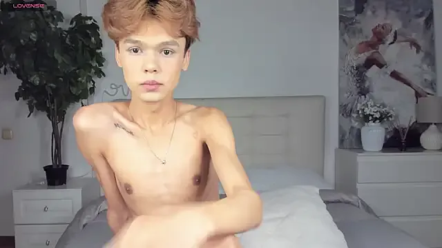 hina_porn – webcam model profile photo Image 17