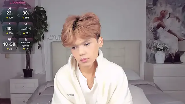 hina_porn – webcam model profile photo Image 18