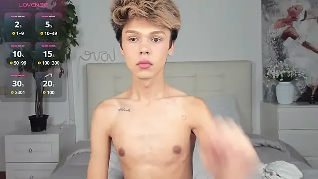 hina_porn – webcam model profile photo Image 2