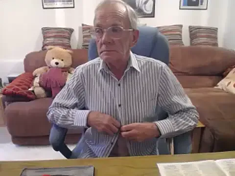 Inaa-Love – webcam model profile photo Image 3