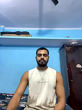 hina_porn – webcam model profile photo Image 3