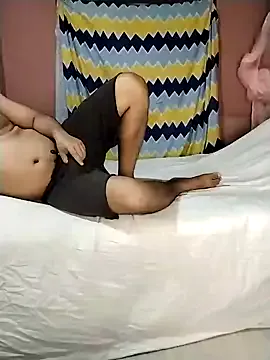 Horny_pratiksha – webcam model profile photo Image 3