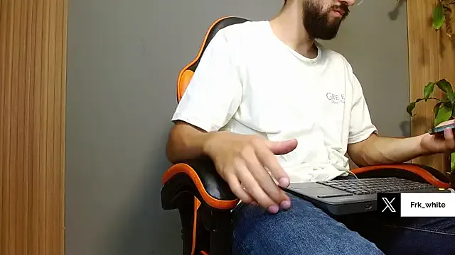 tanaka113 – webcam model profile photo Image 3