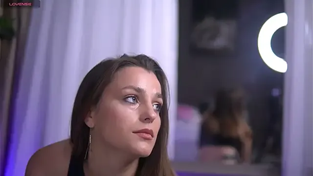 oxo_yuna_oxo – webcam model profile photo Image 10