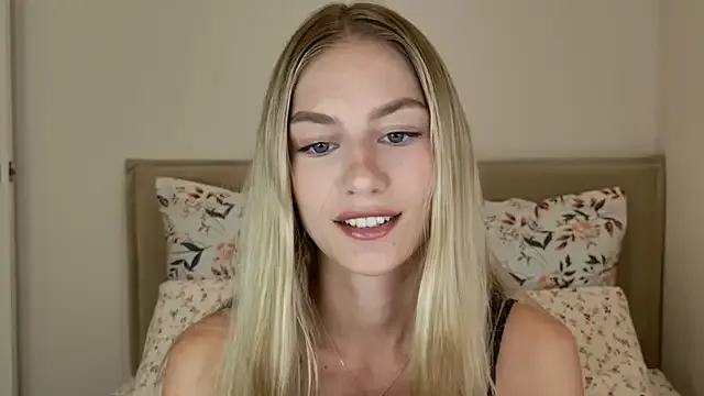 Awesomelusty – webcam model profile photo Image 15